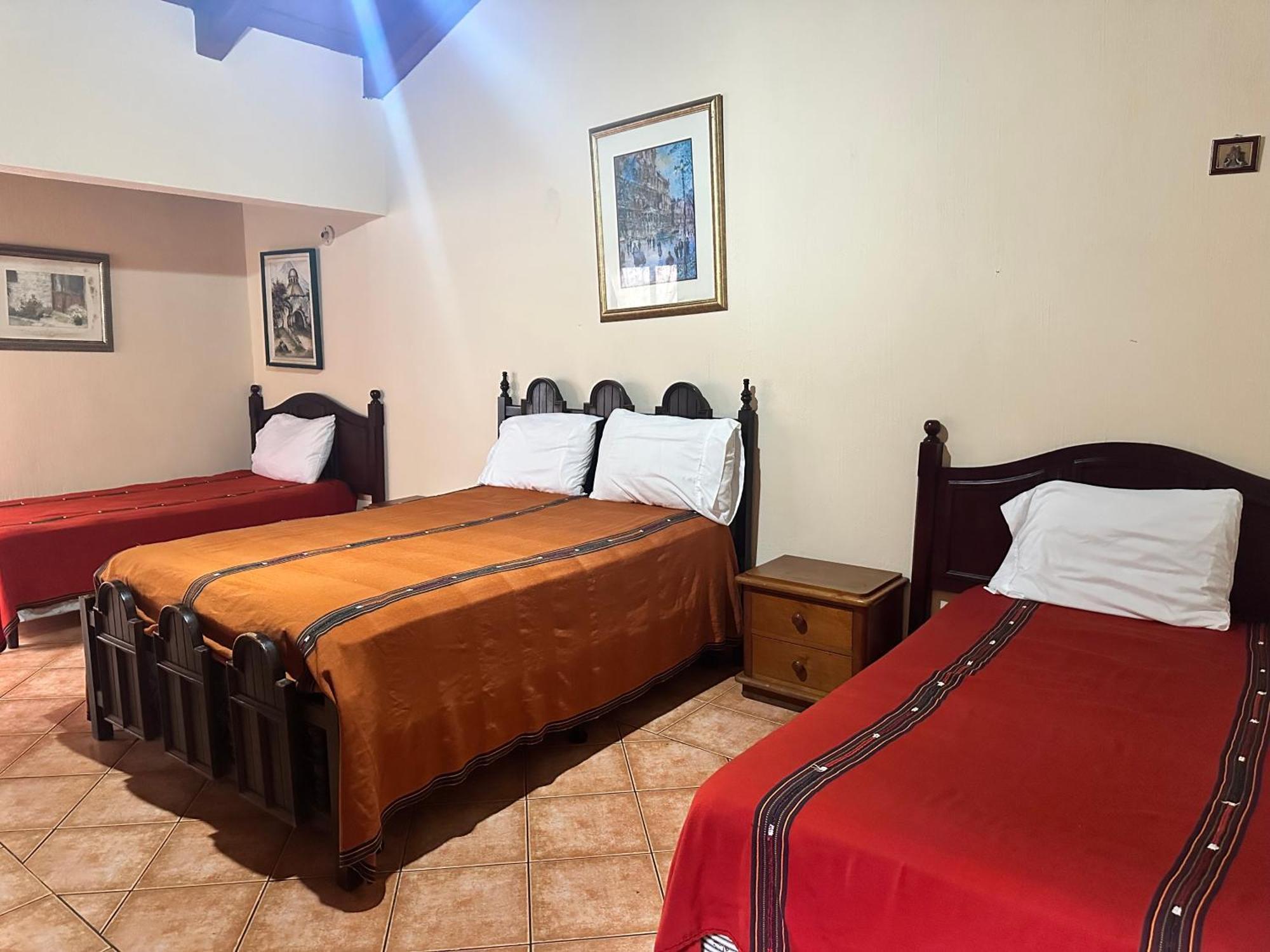Don Valentino Hotell Antigua Exteriör bild