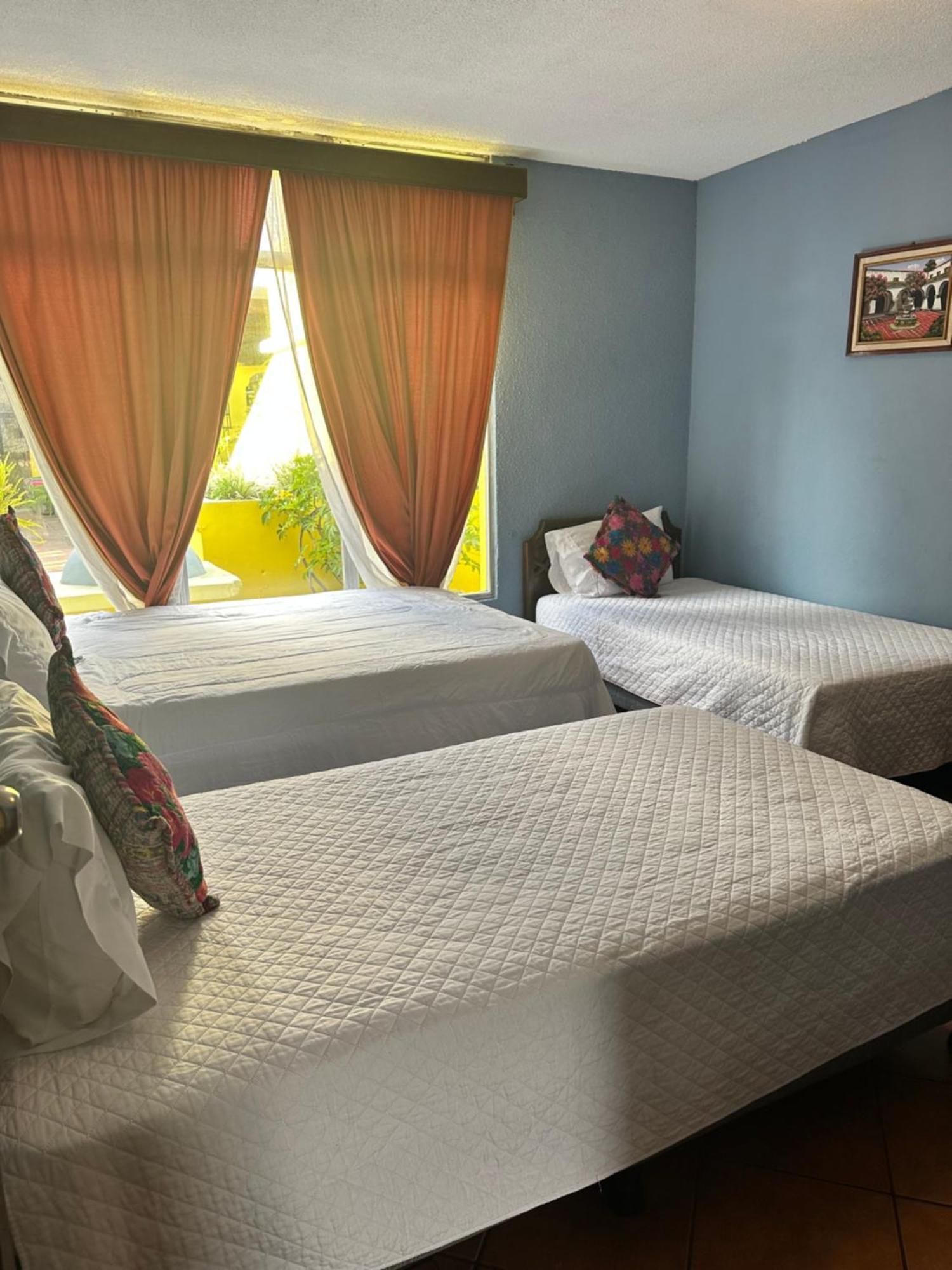 Don Valentino Hotell Antigua Exteriör bild