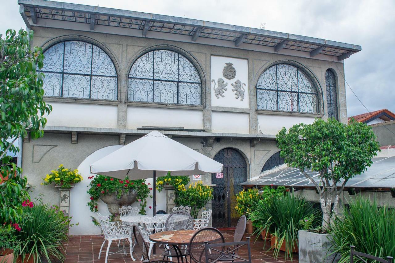 Don Valentino Hotell Antigua Exteriör bild