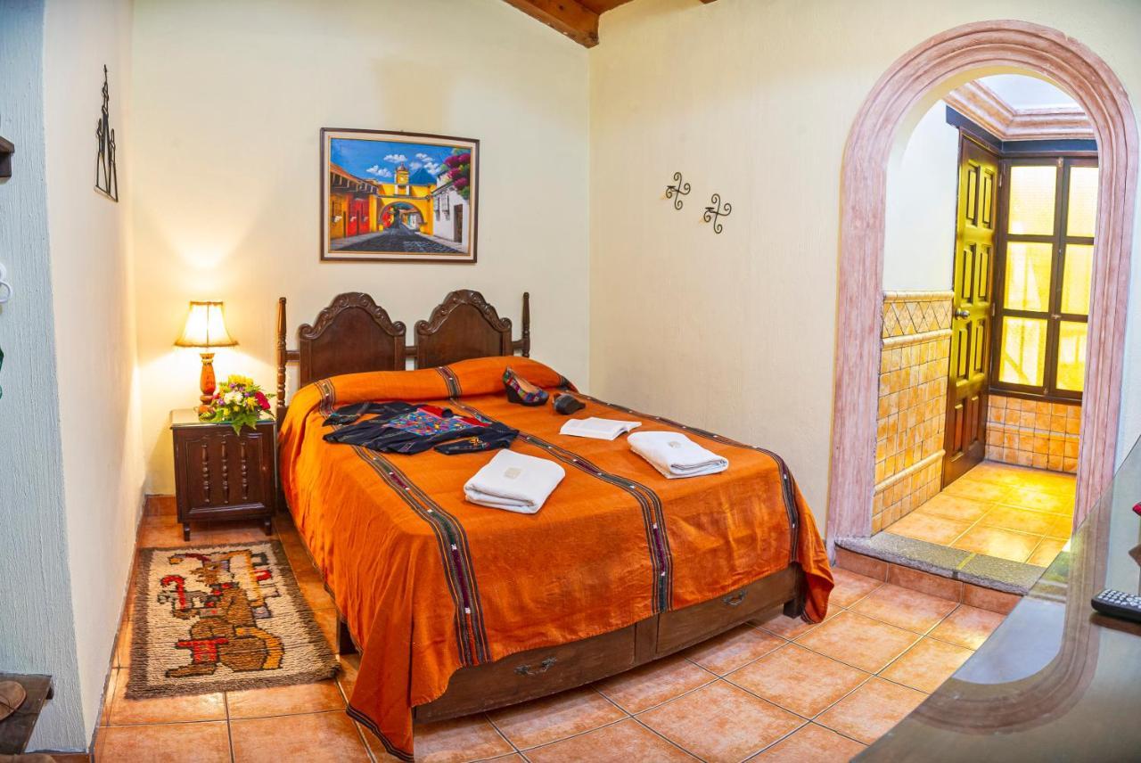 Don Valentino Hotell Antigua Exteriör bild